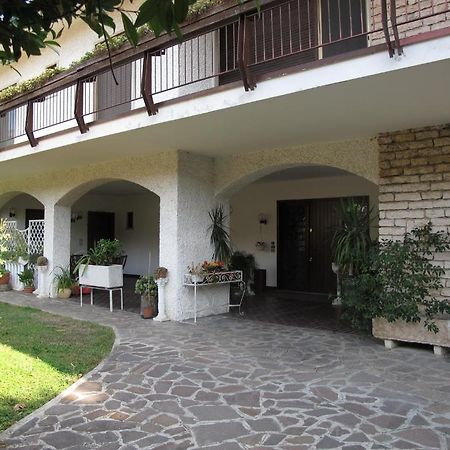 B&B Villa Filotea & Apartment Desenzano del Garda Kültér fotó