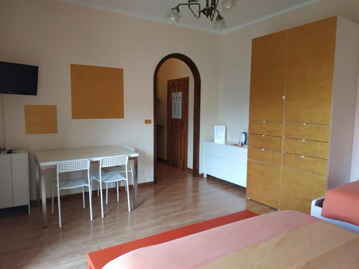 B&B Villa Filotea & Apartment Desenzano del Garda Kültér fotó