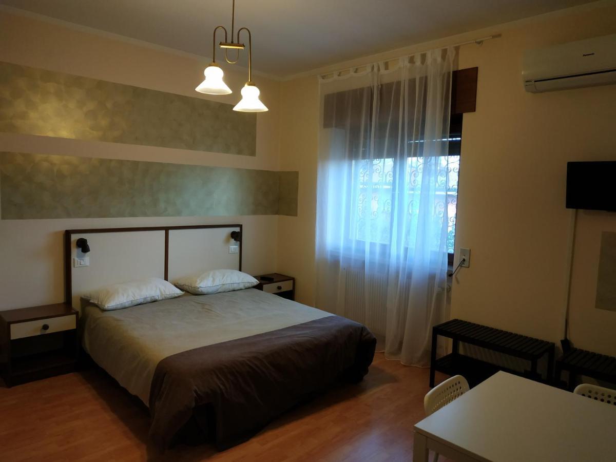 B&B Villa Filotea & Apartment Desenzano del Garda Kültér fotó
