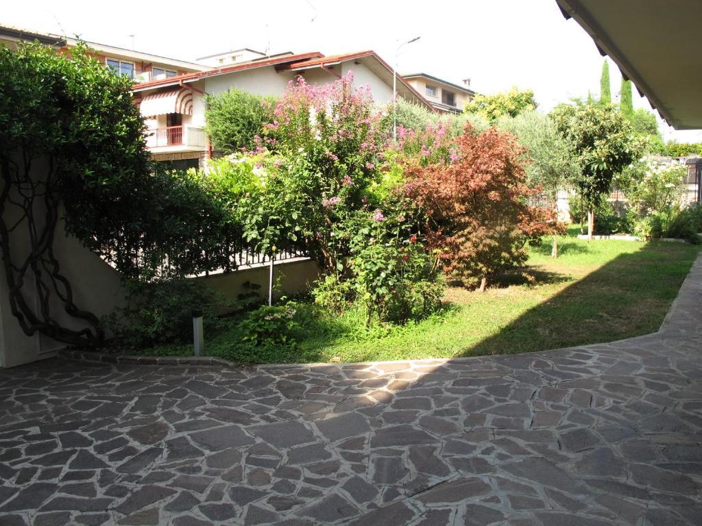 B&B Villa Filotea & Apartment Desenzano del Garda Kültér fotó